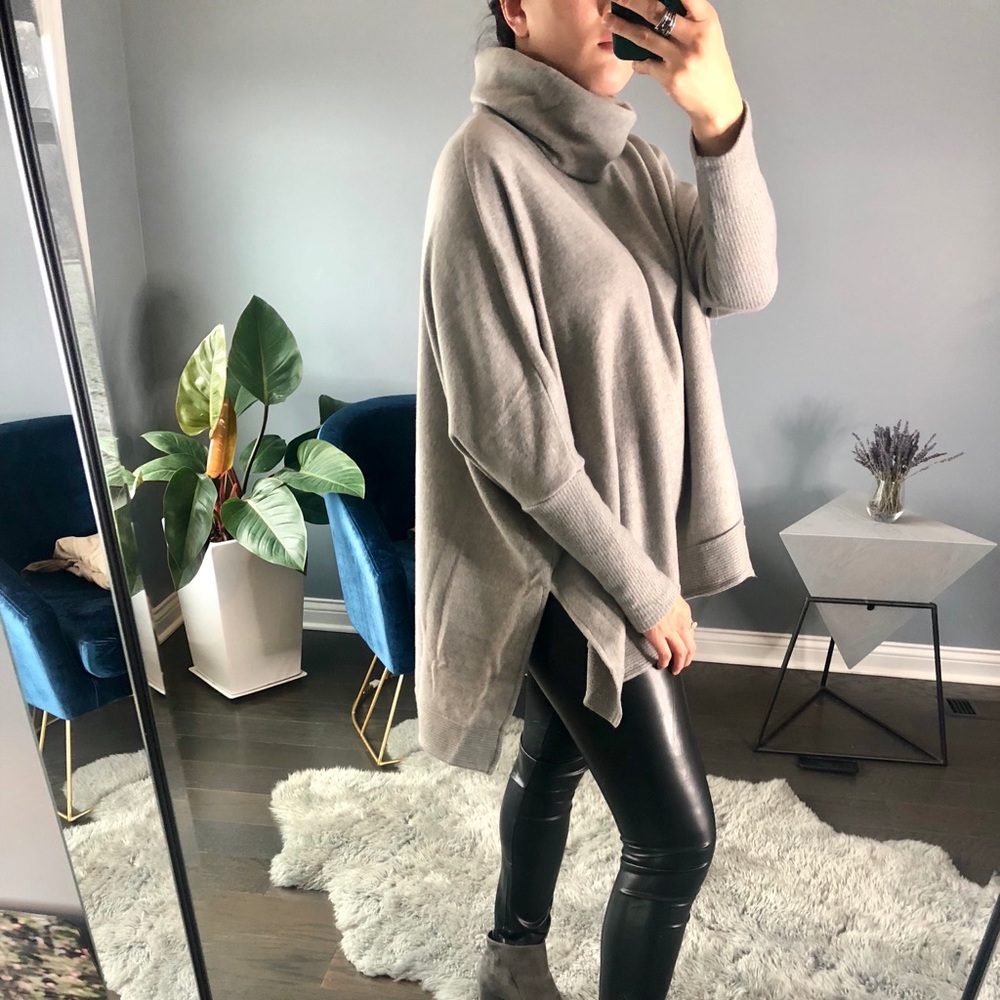 🆕Julia Gray sweater - Picture 4 of 5